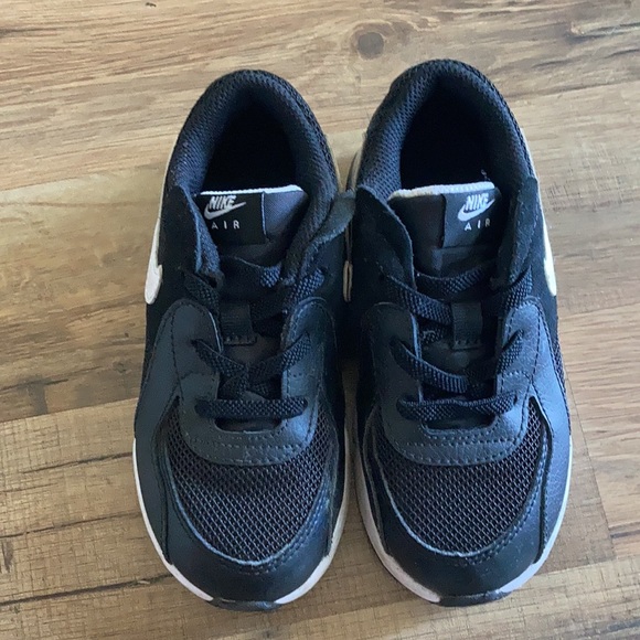 Nike toddler sneakers - Picture 2 of 2